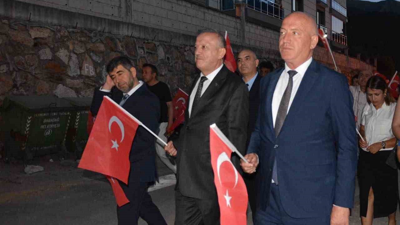Babadag 15 temmuz gecesinde tek yurek oldu chPESvlC